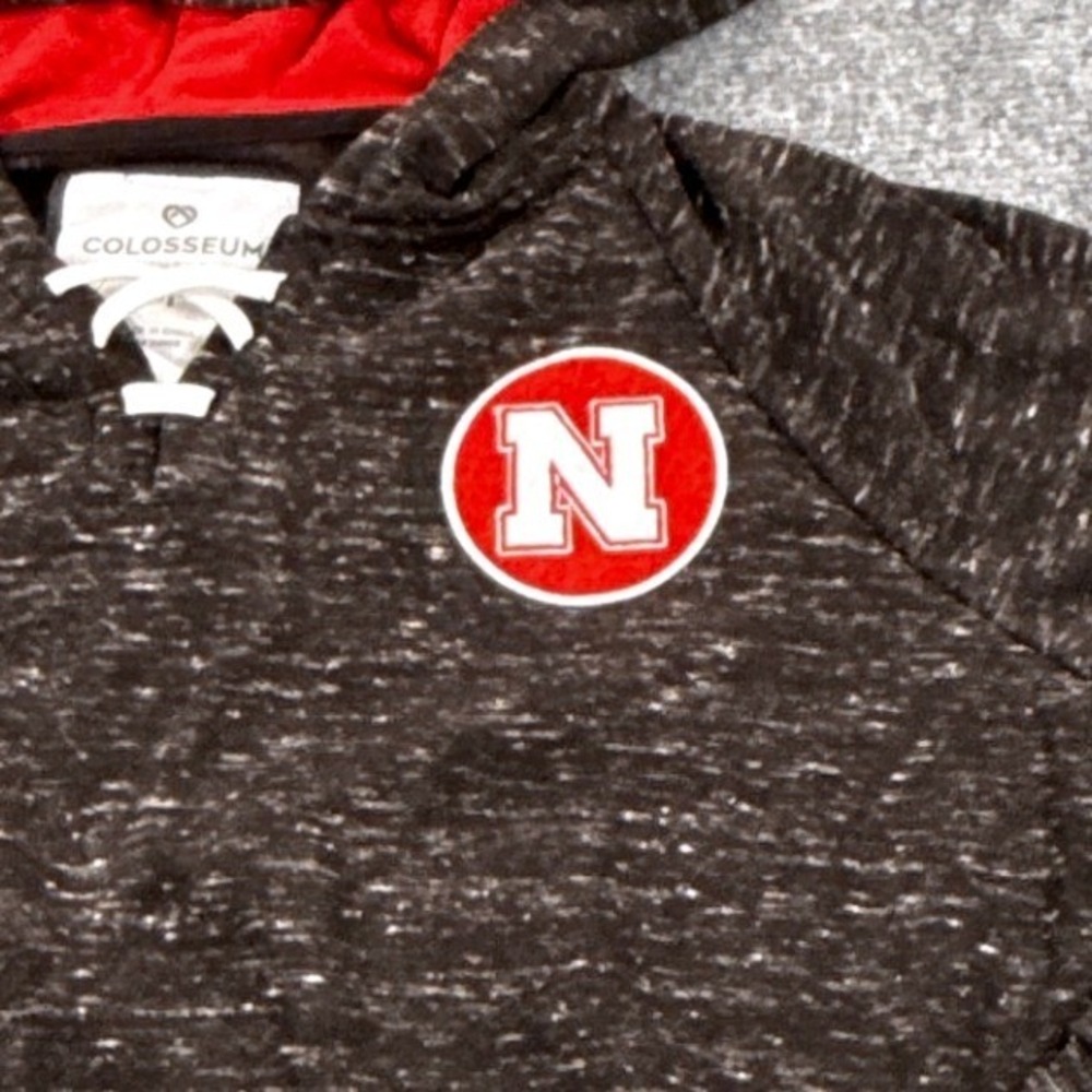 Nebraska Cornhuskers Hoodie Womens M Colosseum Huskers NCAA Black Red NWT - Picture 4 of 8